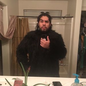 Meet your Posher, Emerson blake